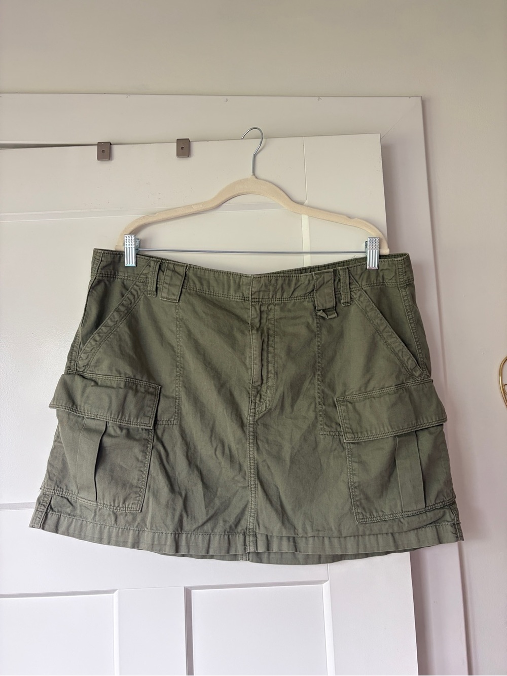 American Eagle Outfitters Olive Utility Skirt